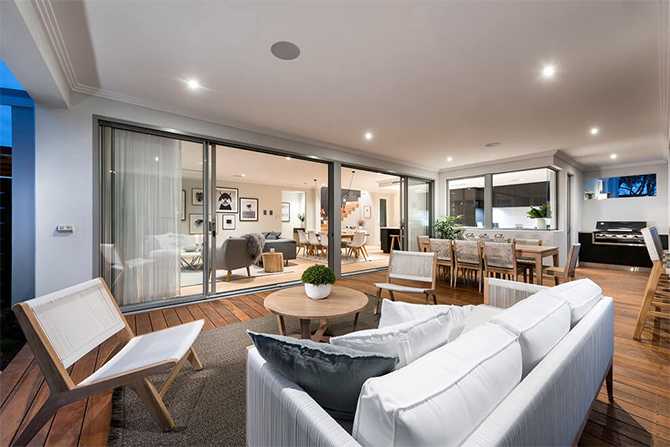  Дизайн будинку в сучасному стилі width=