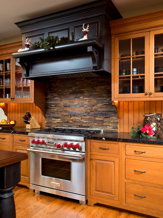 Камінь в інтер'єрі кухні: чи справді це красиво? 3 - Max Home Затишні та теплі тони в поєднанні з незвичайною фактурою каменю