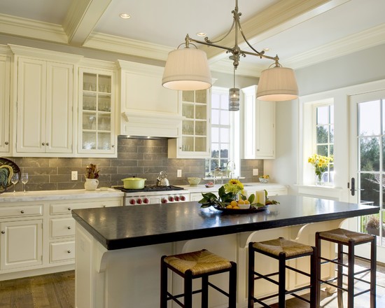 Камінь в інтер'єрі кухні: чи справді це красиво? 5 - Max Home Чистий і легкий стиль, доповнений фартухом з каменю