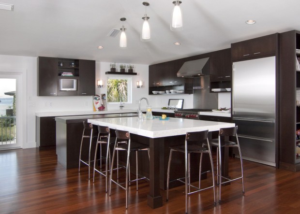 кухні коричневого кольору