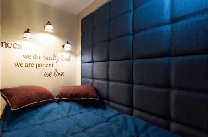 М'яка стіна в спальні