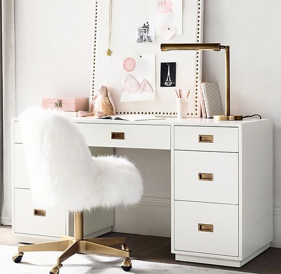 настільна лампа для школяра