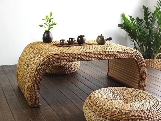 Журнальний столик в інтер'єрі 28 - Max Home Журнальний столик в інтер'єрі